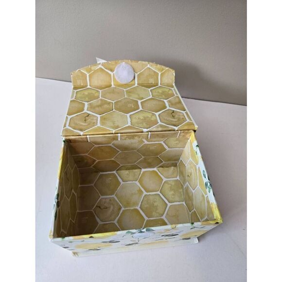 Bee Sweet Decorative Gift Box - Picture 6 of 8